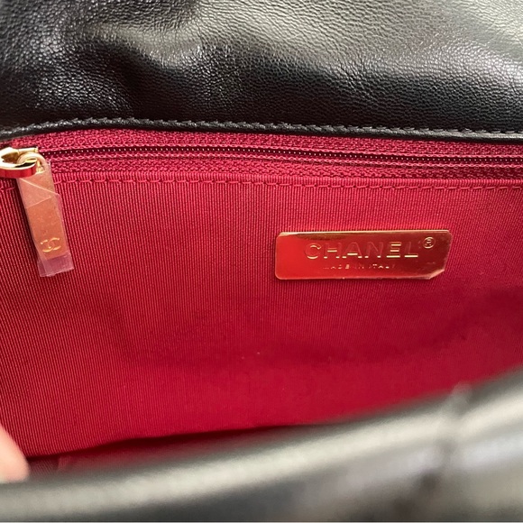 Chanel Small 19 20S Flap Bag Black Goatskin BRAND NEW PRISTINE - Picture 4 of 10